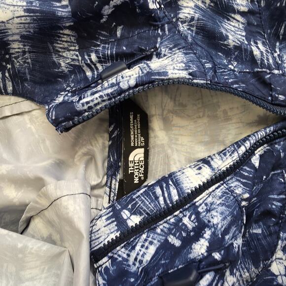 The North Face Flyweight Blue/White Windbreaker Running Jacket Women Sz S - Picture 15 of 16